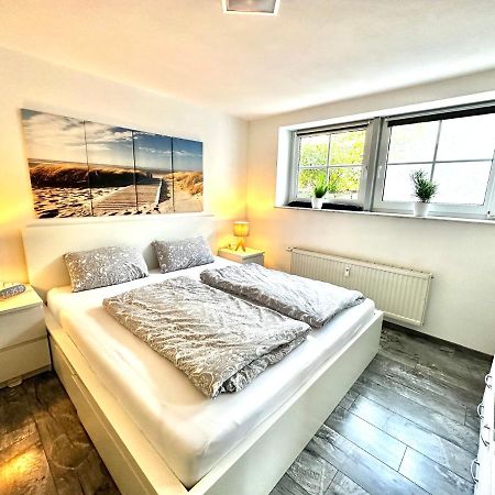 Modernes Apartment Mit Terrasse Und Highspeed Internet Zwischen Aalen Und Schwaebisch Gmuend Goggingen Luaran gambar