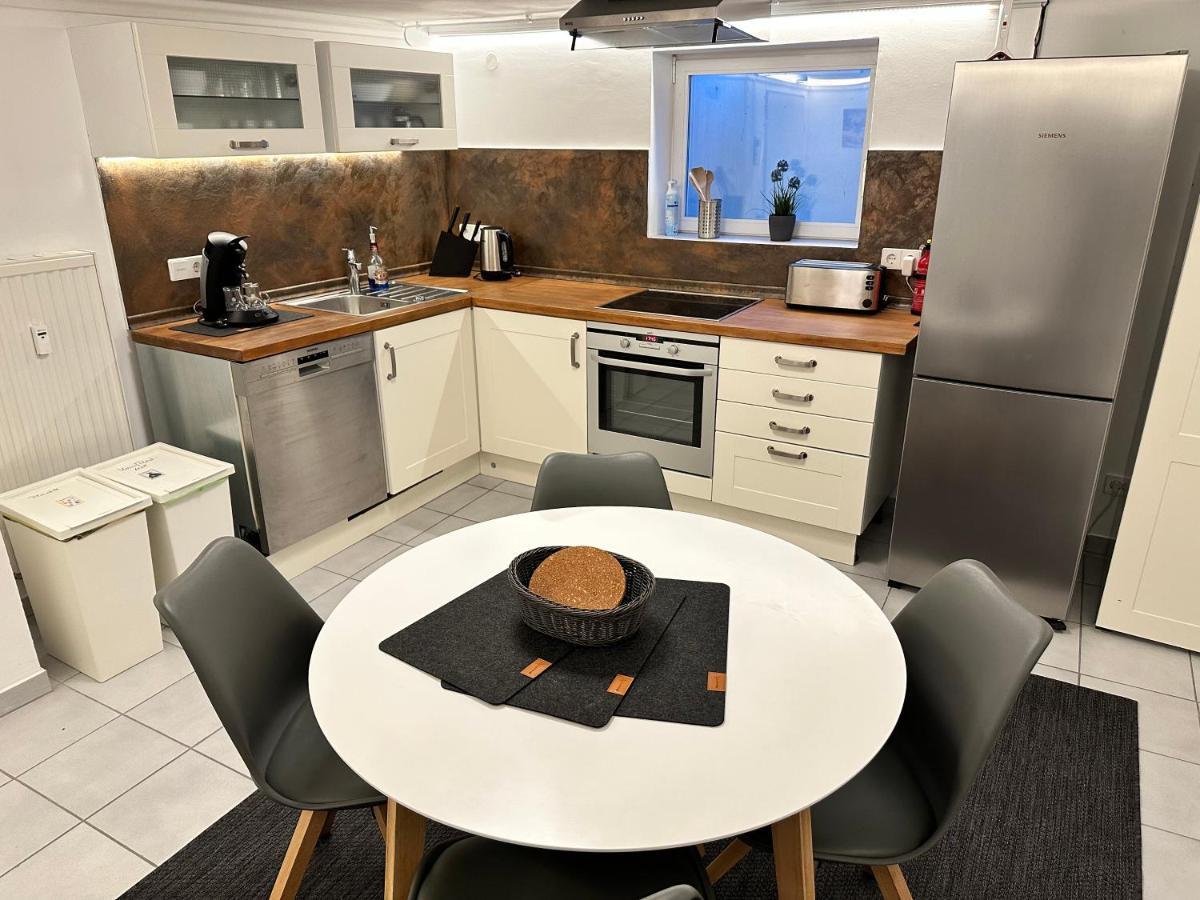 Modernes Apartment Mit Terrasse Und Highspeed Internet Zwischen Aalen Und Schwaebisch Gmuend Goggingen Luaran gambar